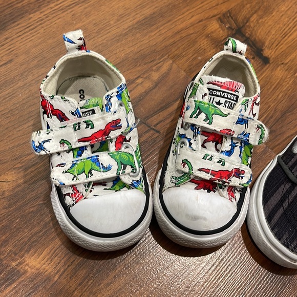 Bundle tenis shoes - Picture 2 of 7